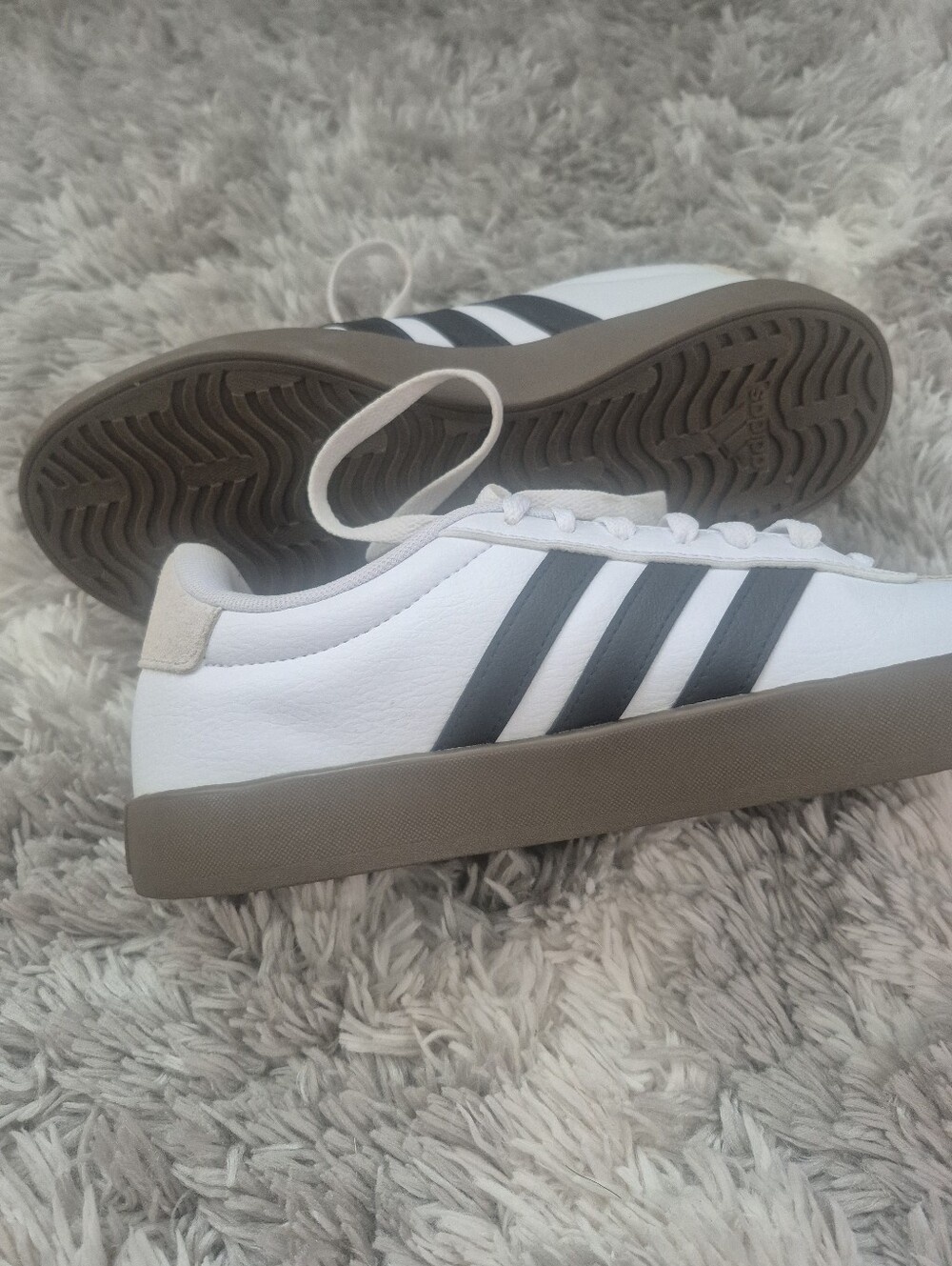 Womens Adidas Court Shoes. Excellent Condition. Maybe Worn Twice. Like New.